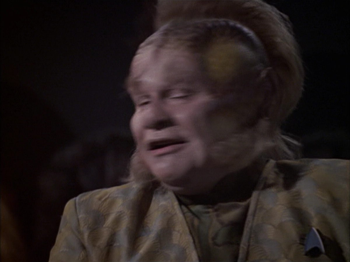 extant_StarTrek_VOY_6x15-Tsunkatse_01488.jpg