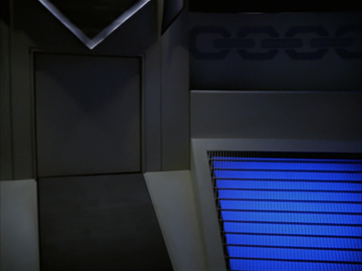 extant_StarTrek_VOY_6x15-Tsunkatse_01498.jpg