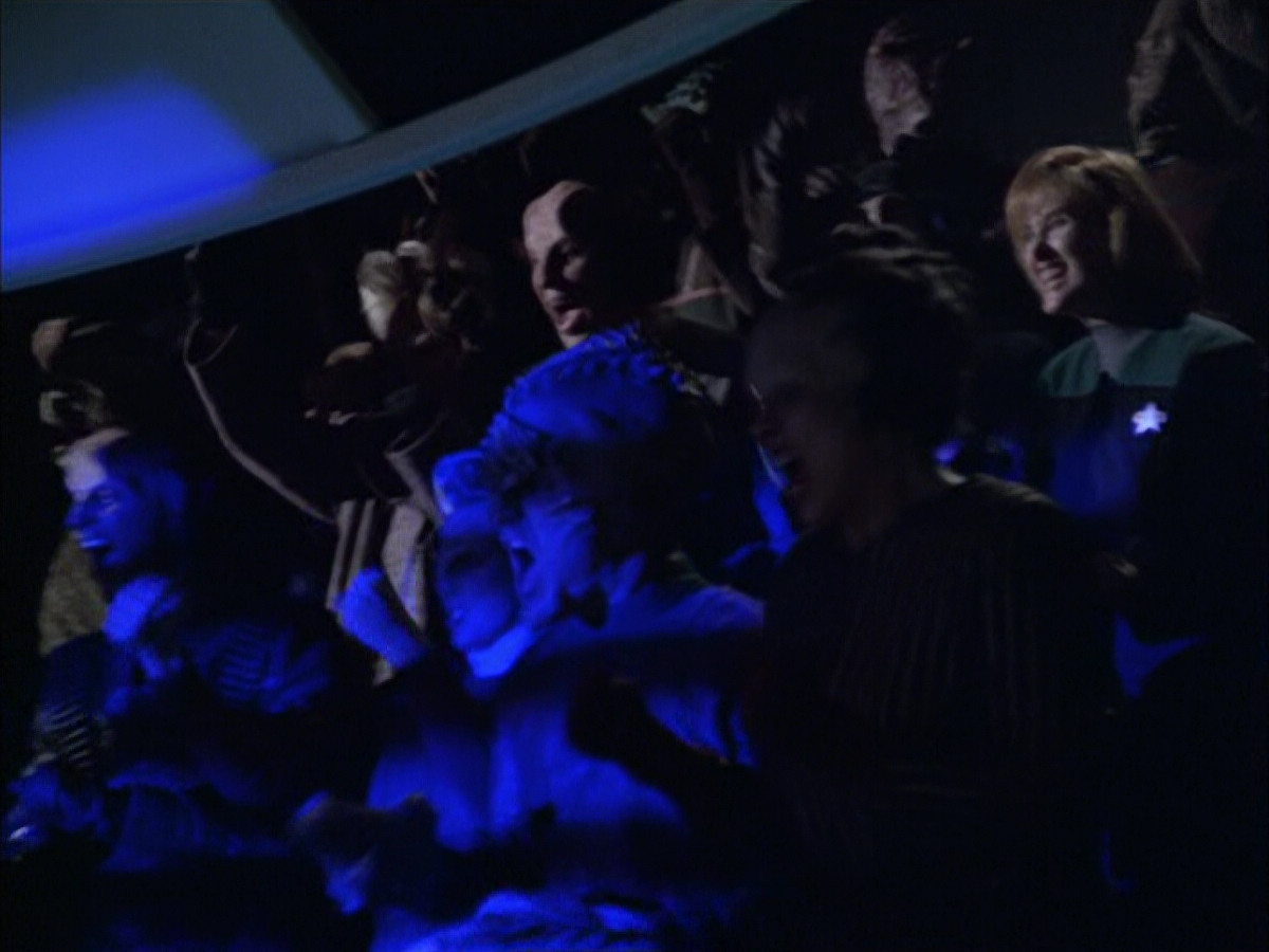 extant_StarTrek_VOY_6x15-Tsunkatse_01512.jpg