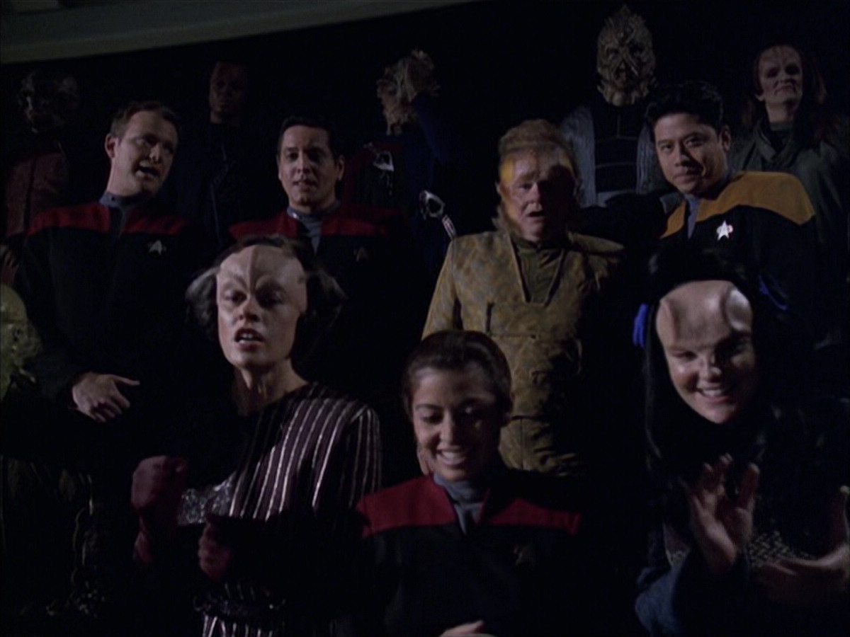 extant_StarTrek_VOY_6x15-Tsunkatse_01544.jpg