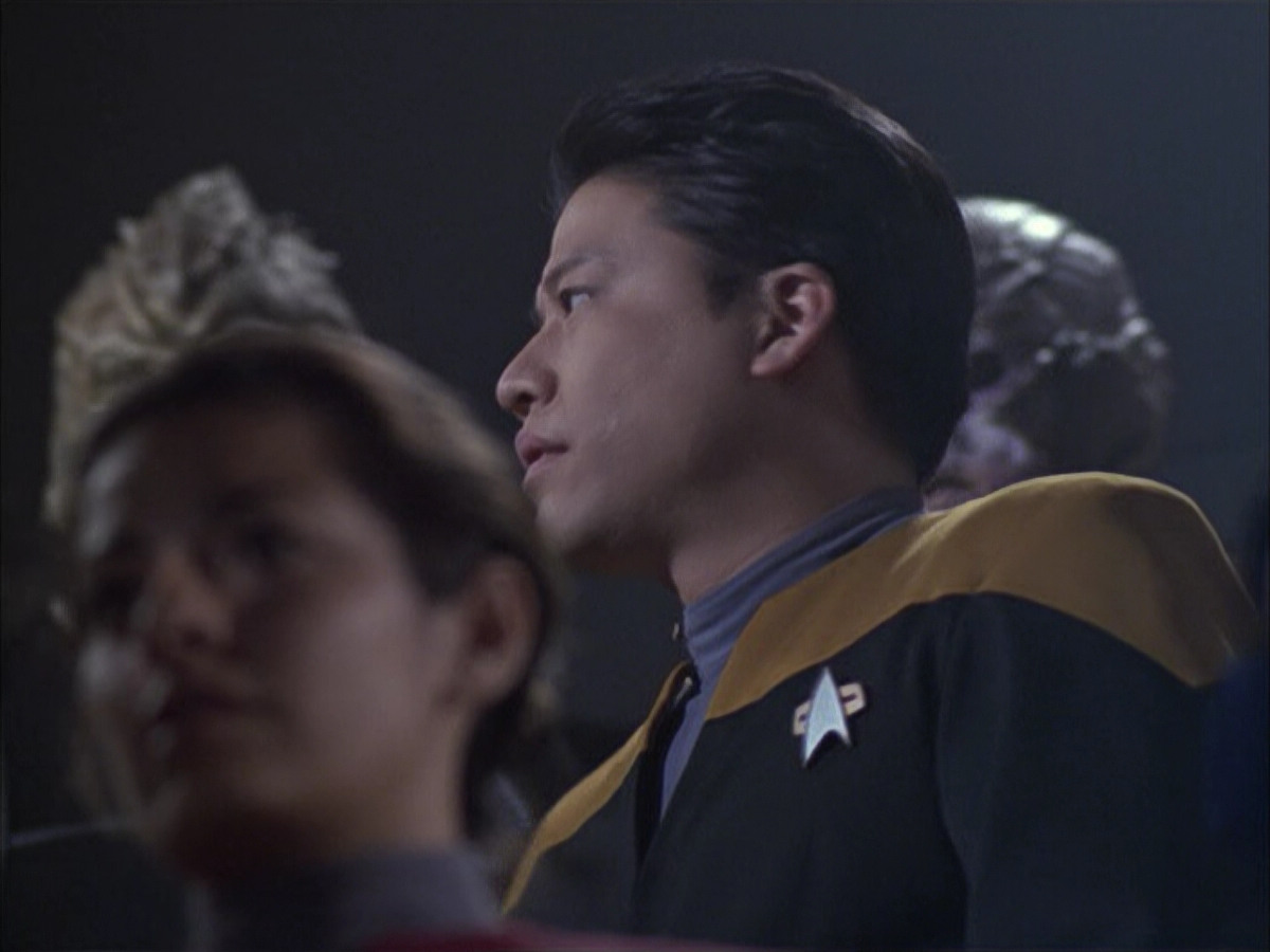 extant_StarTrek_VOY_6x15-Tsunkatse_01574.jpg