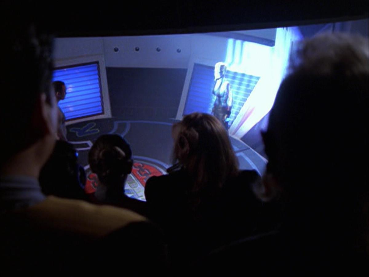 extant_StarTrek_VOY_6x15-Tsunkatse_01579.jpg