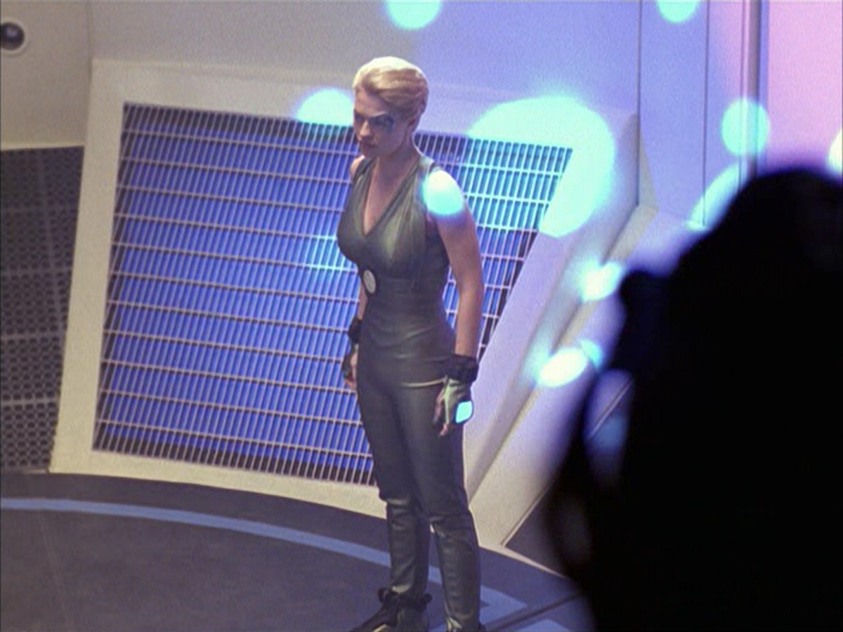 extant_StarTrek_VOY_6x15-Tsunkatse_01587.jpg