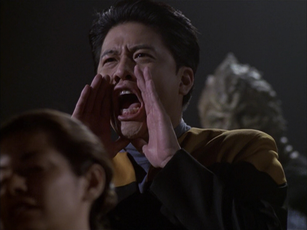 extant_StarTrek_VOY_6x15-Tsunkatse_01628.jpg