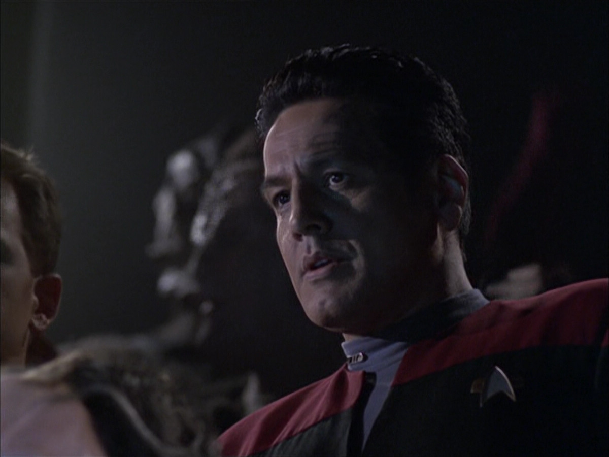 extant_StarTrek_VOY_6x15-Tsunkatse_01696.jpg