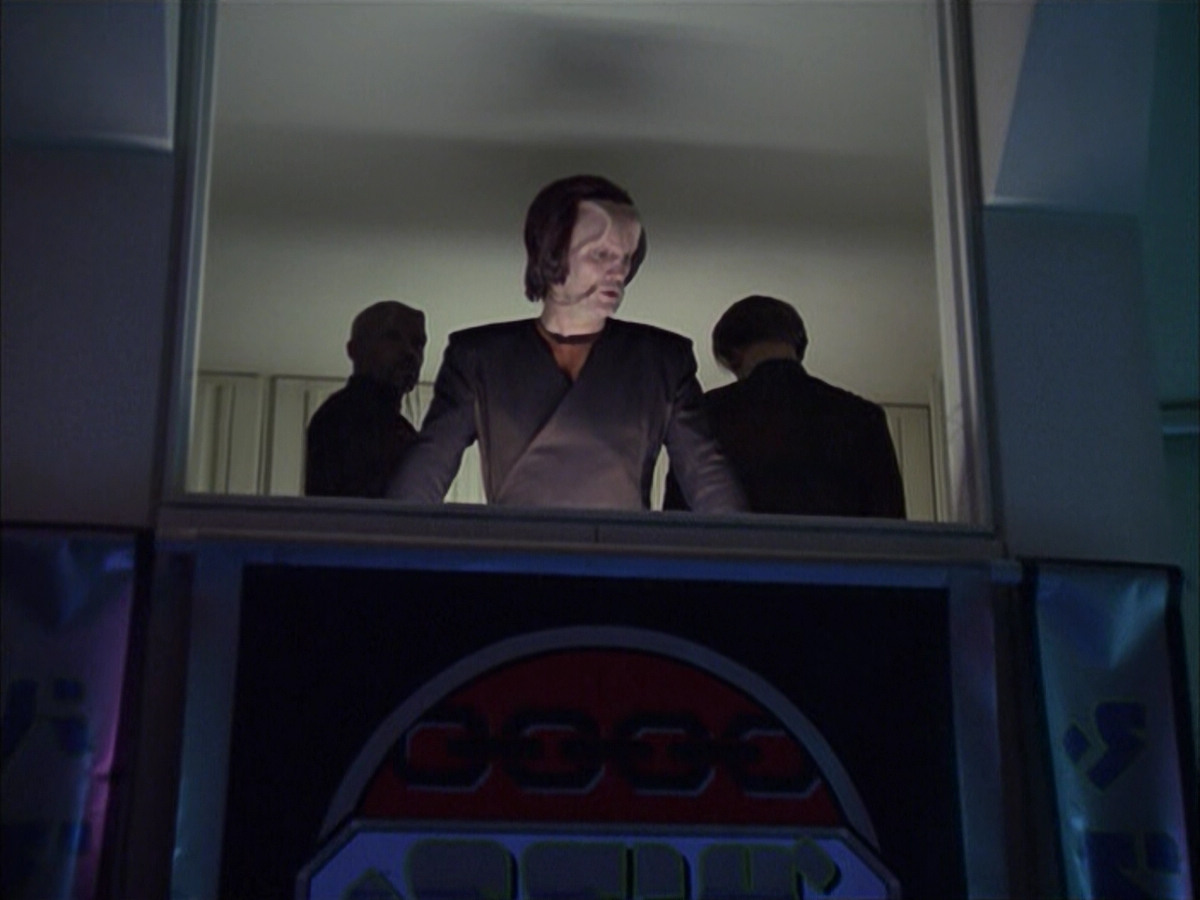 extant_StarTrek_VOY_6x15-Tsunkatse_01770.jpg