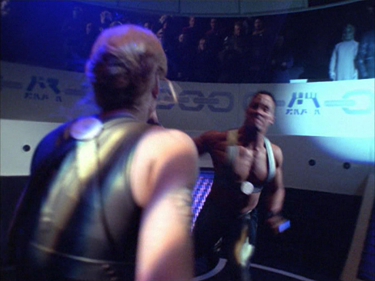extant_StarTrek_VOY_6x15-Tsunkatse_01789.jpg