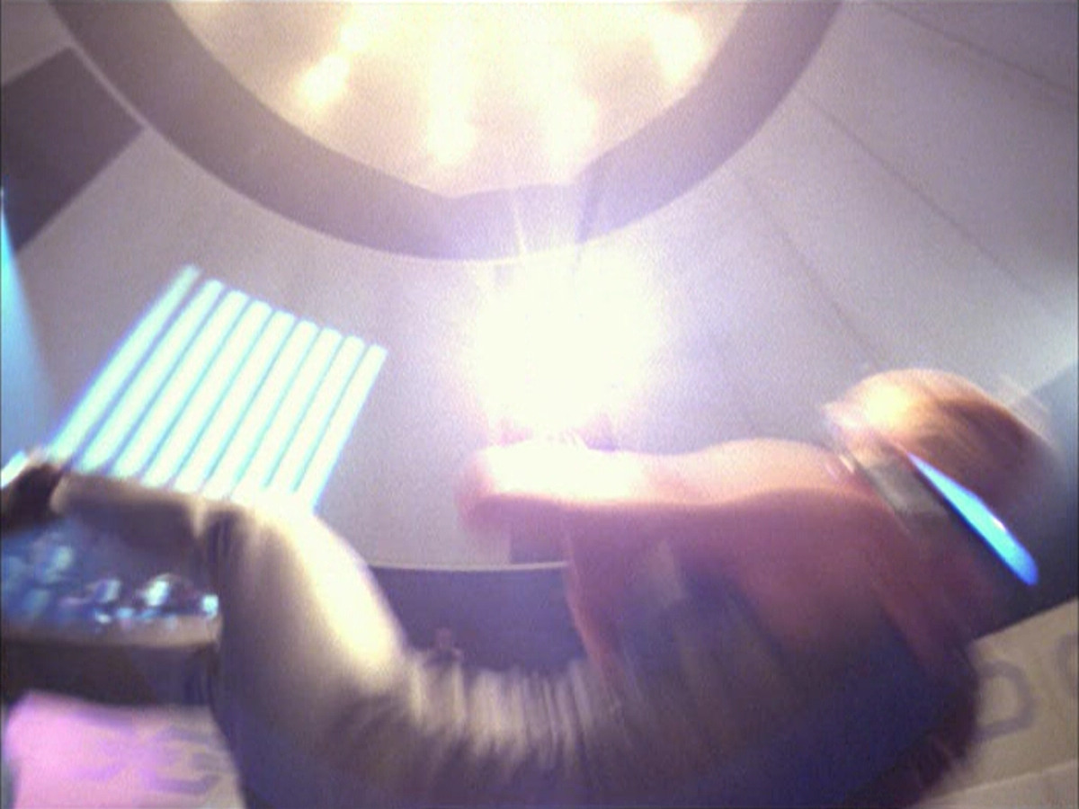 extant_StarTrek_VOY_6x15-Tsunkatse_01798.jpg