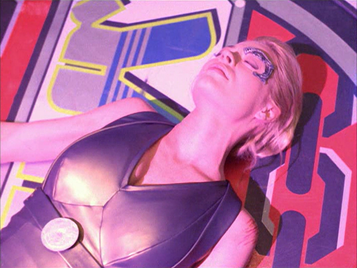 extant_StarTrek_VOY_6x15-Tsunkatse_01806.jpg