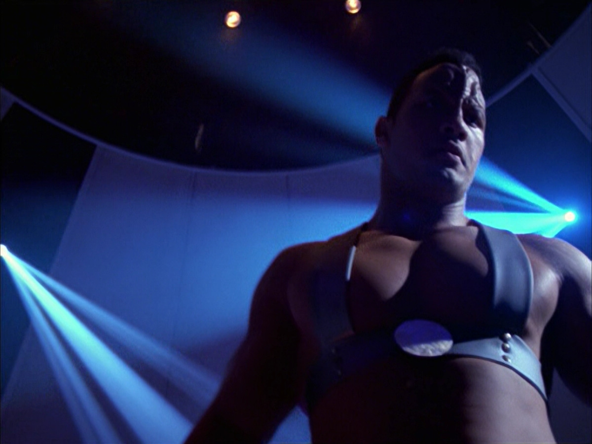 extant_StarTrek_VOY_6x15-Tsunkatse_01809.jpg