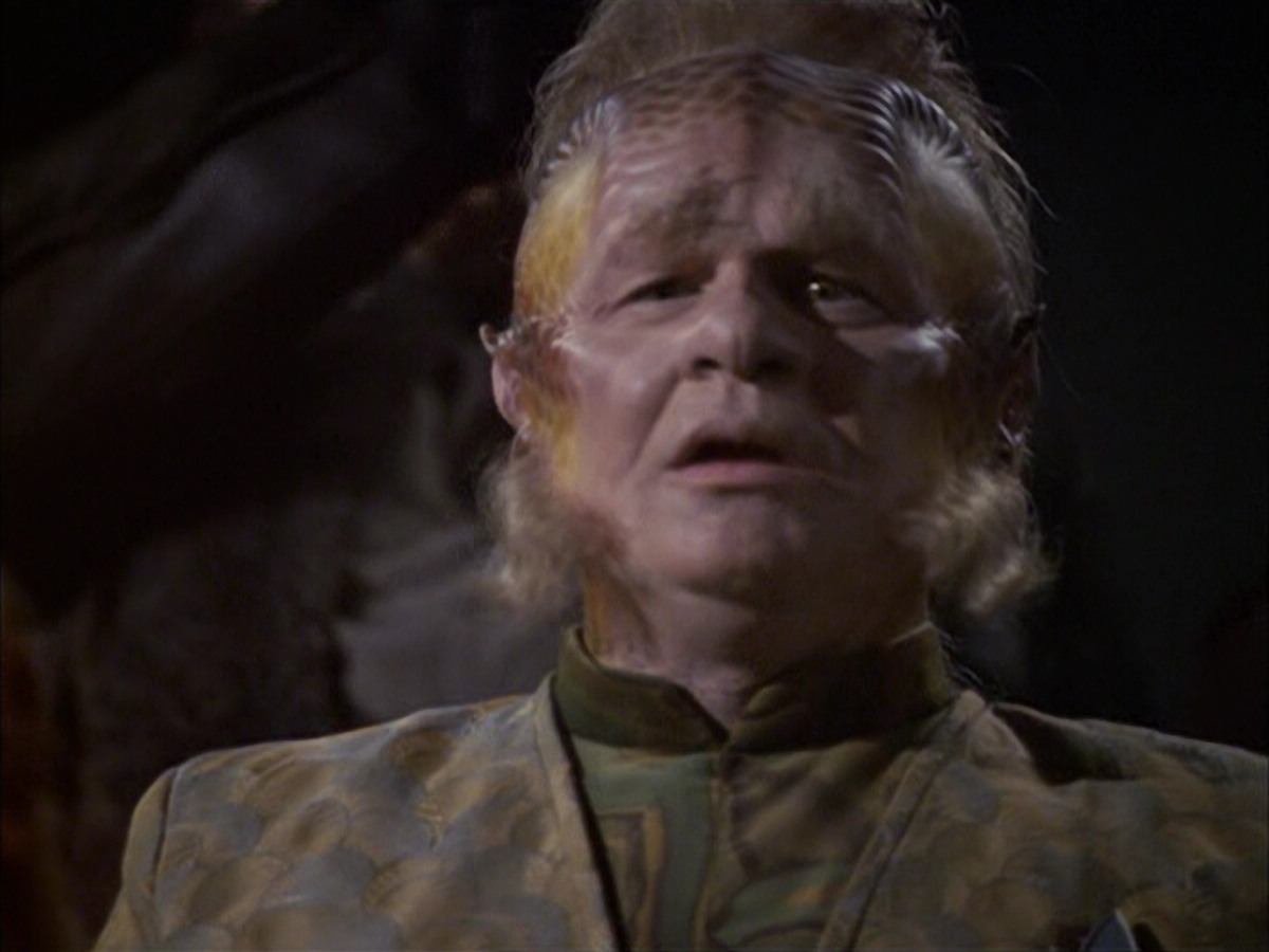 extant_StarTrek_VOY_6x15-Tsunkatse_01827.jpg