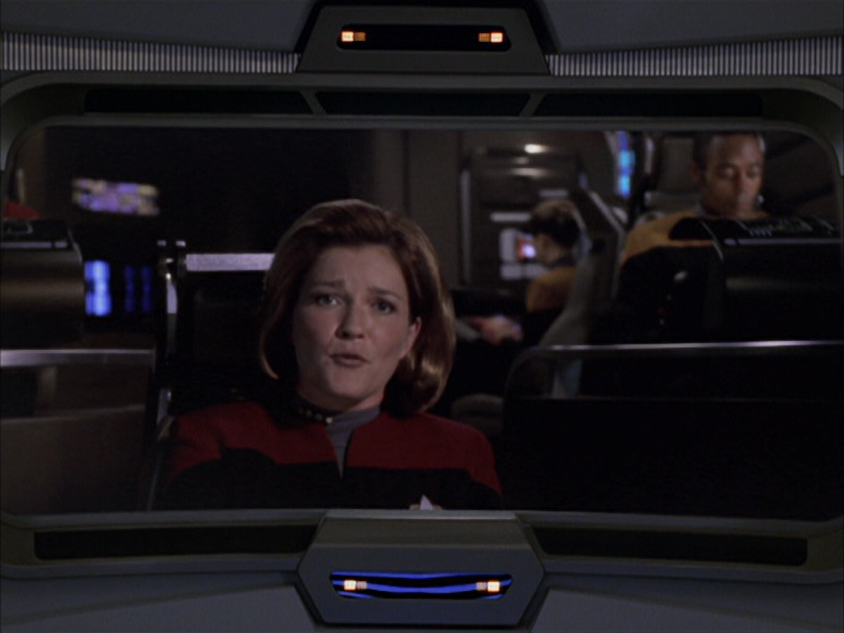 extant_StarTrek_VOY_6x15-Tsunkatse_01883.jpg