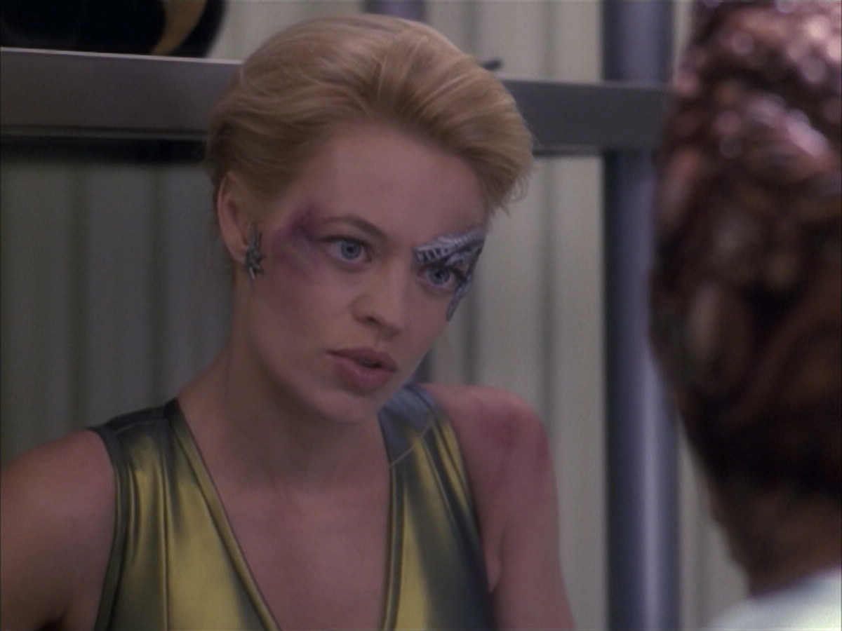 extant_StarTrek_VOY_6x15-Tsunkatse_01963.jpg