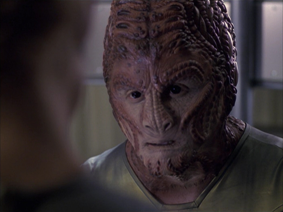 extant_StarTrek_VOY_6x15-Tsunkatse_01997.jpg
