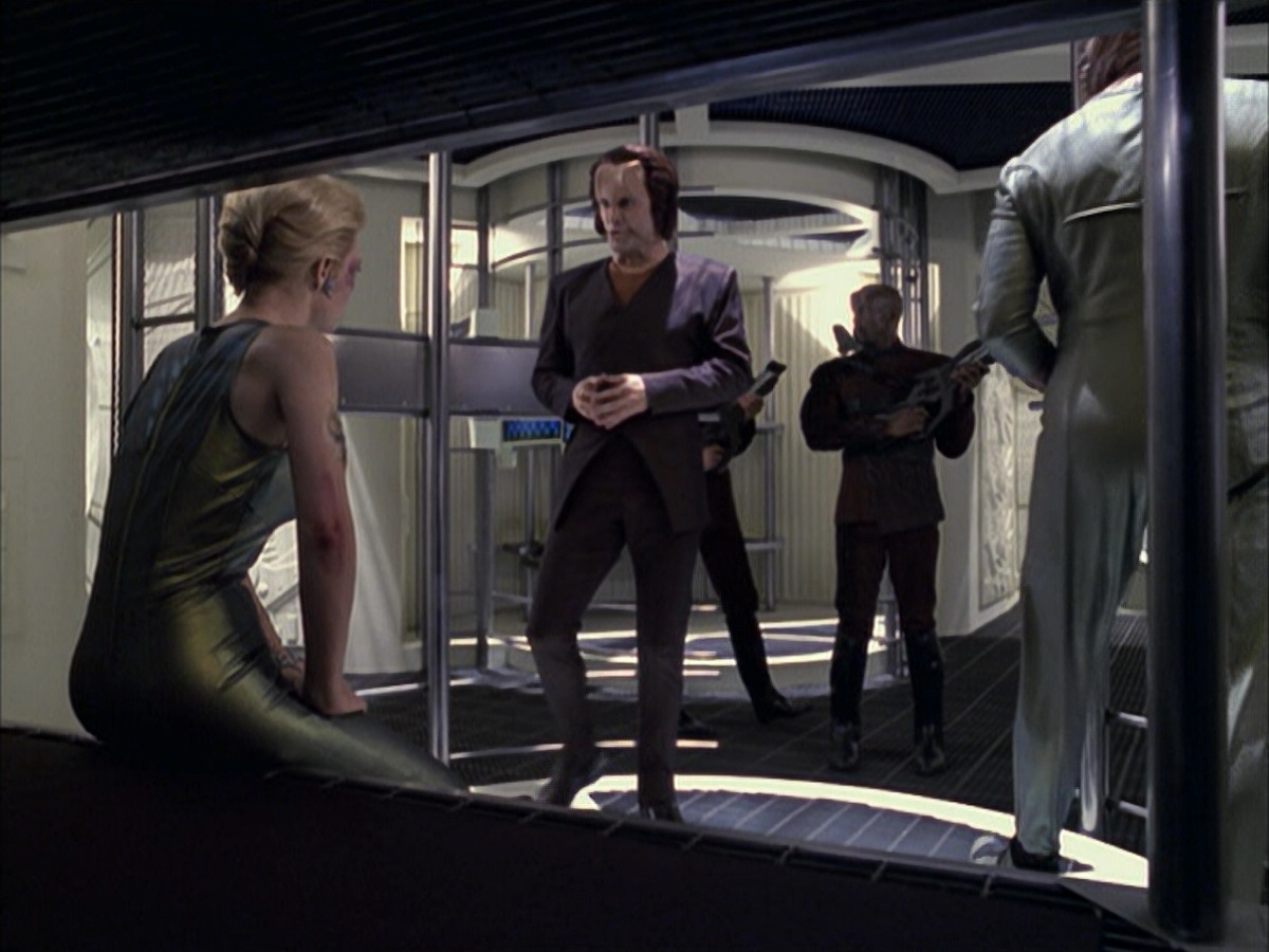 extant_StarTrek_VOY_6x15-Tsunkatse_02006.jpg