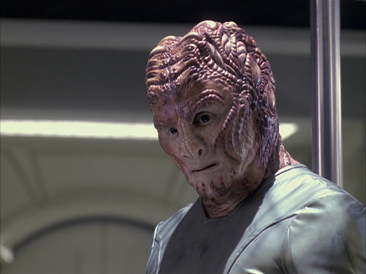 extant_StarTrek_VOY_6x15-Tsunkatse_02097.jpg