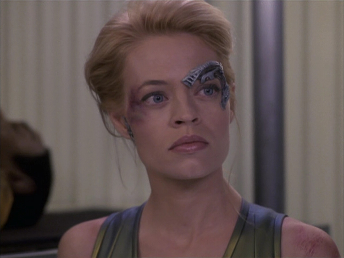 extant_StarTrek_VOY_6x15-Tsunkatse_02118.jpg