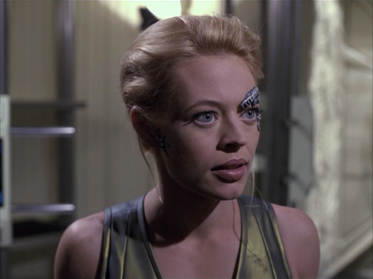 extant_StarTrek_VOY_6x15-Tsunkatse_02177.jpg
