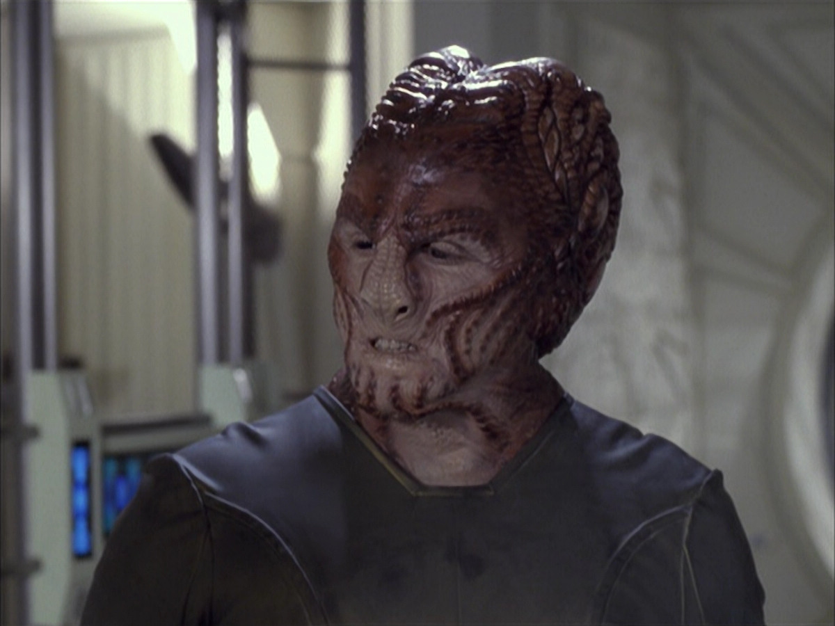 extant_StarTrek_VOY_6x15-Tsunkatse_02181.jpg