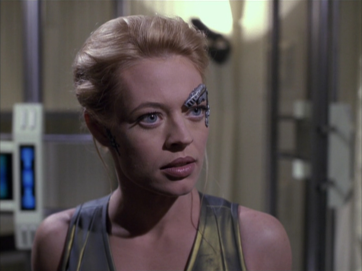 extant_StarTrek_VOY_6x15-Tsunkatse_02188.jpg