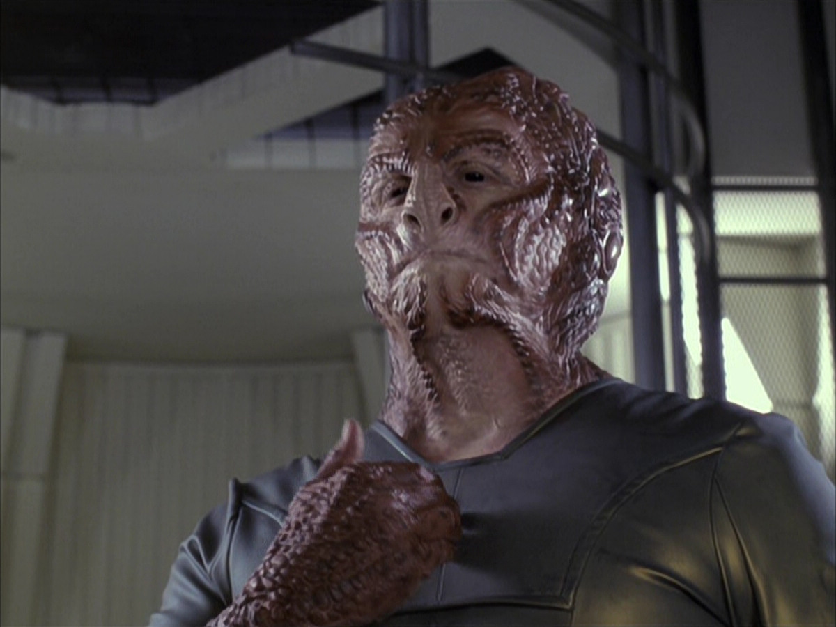 extant_StarTrek_VOY_6x15-Tsunkatse_02567.jpg