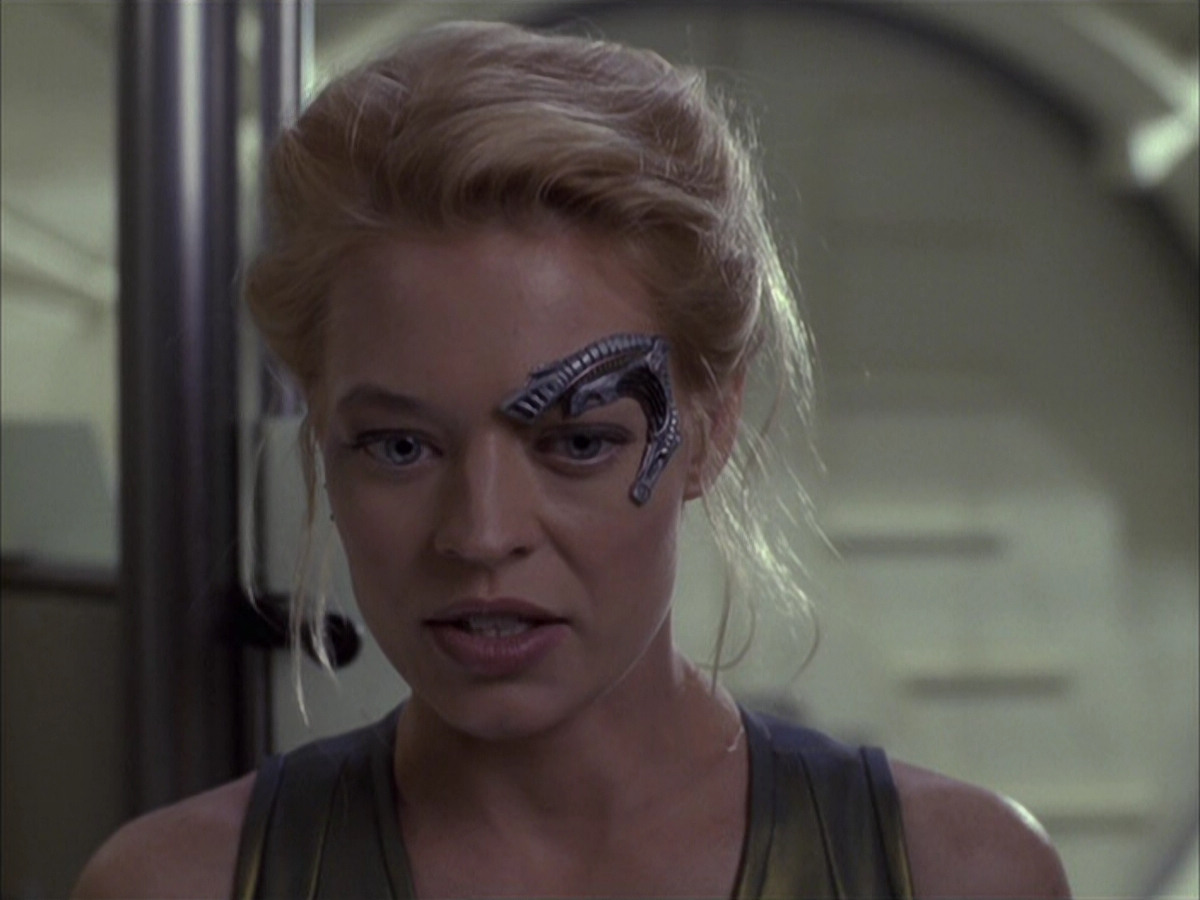 extant_StarTrek_VOY_6x15-Tsunkatse_02636.jpg
