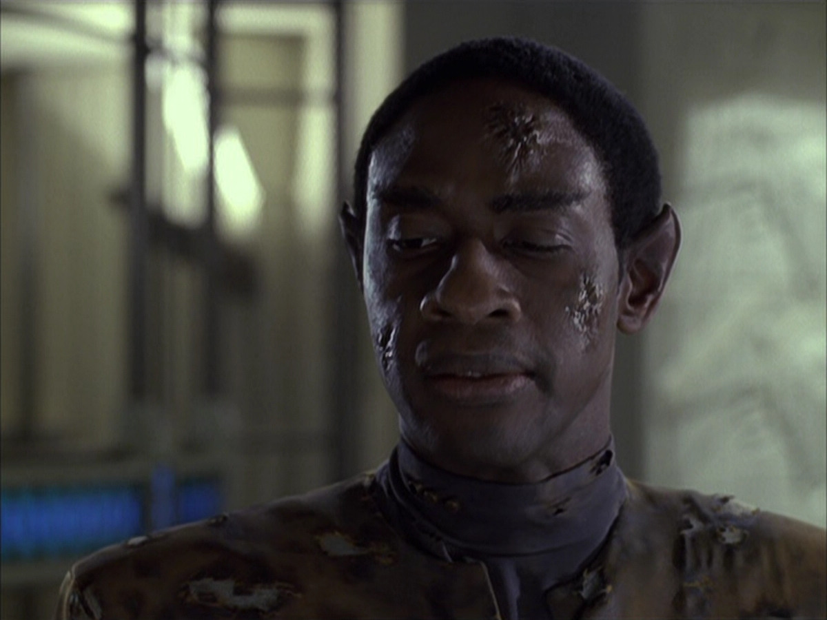 extant_StarTrek_VOY_6x15-Tsunkatse_02640.jpg
