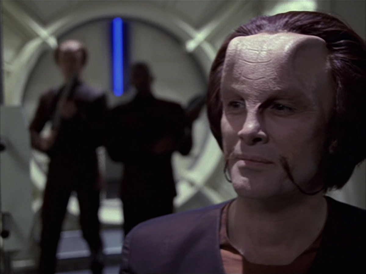 extant_StarTrek_VOY_6x15-Tsunkatse_02663.jpg
