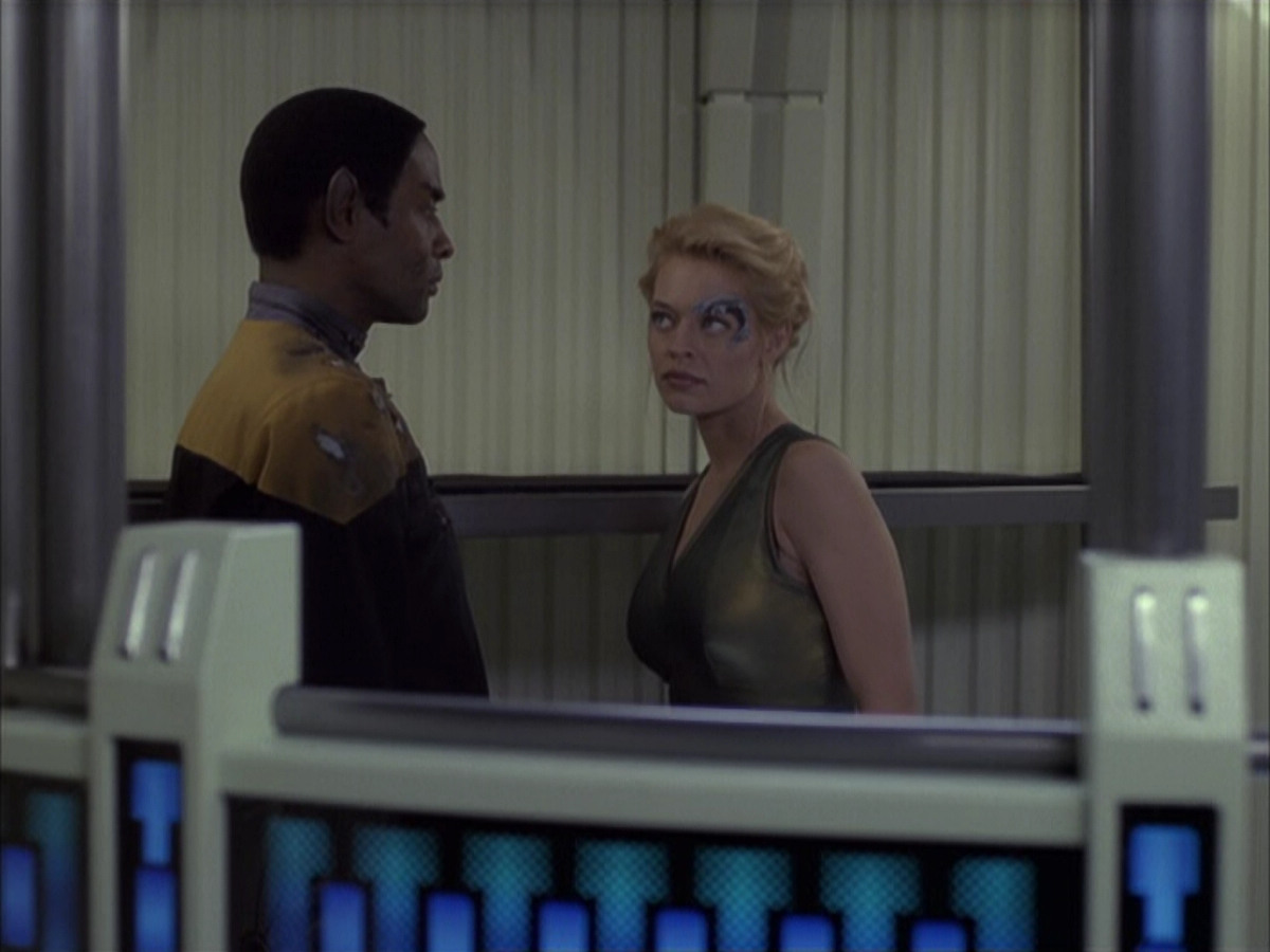 extant_StarTrek_VOY_6x15-Tsunkatse_02669.jpg