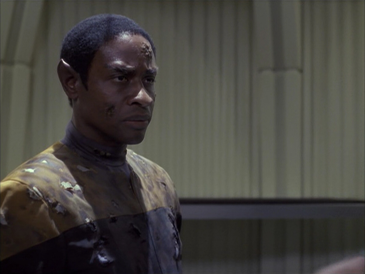 extant_StarTrek_VOY_6x15-Tsunkatse_02686.jpg