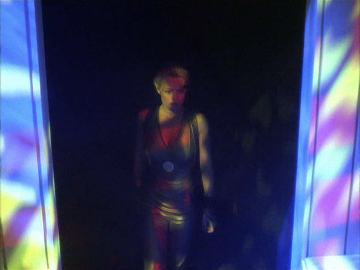 extant_StarTrek_VOY_6x15-Tsunkatse_02734.jpg
