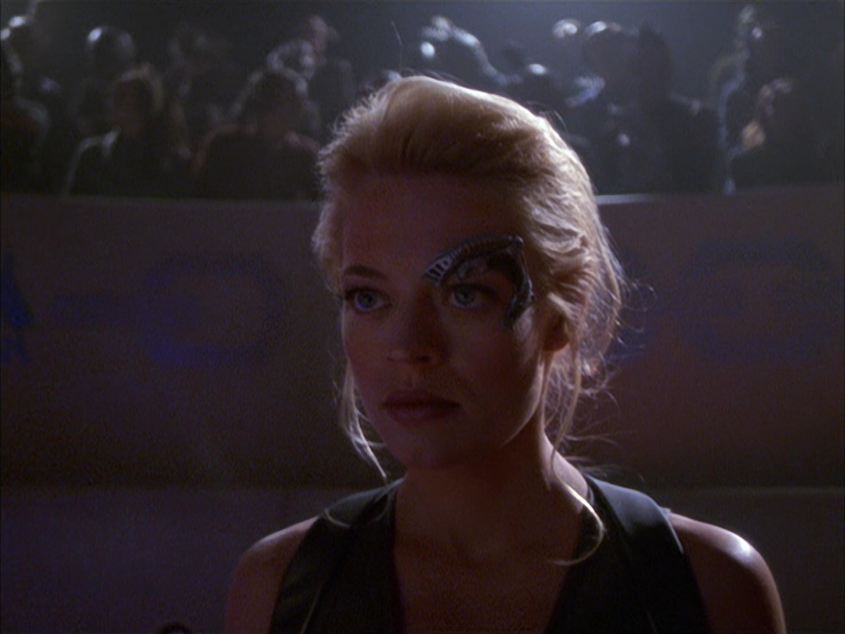 extant_StarTrek_VOY_6x15-Tsunkatse_02745.jpg