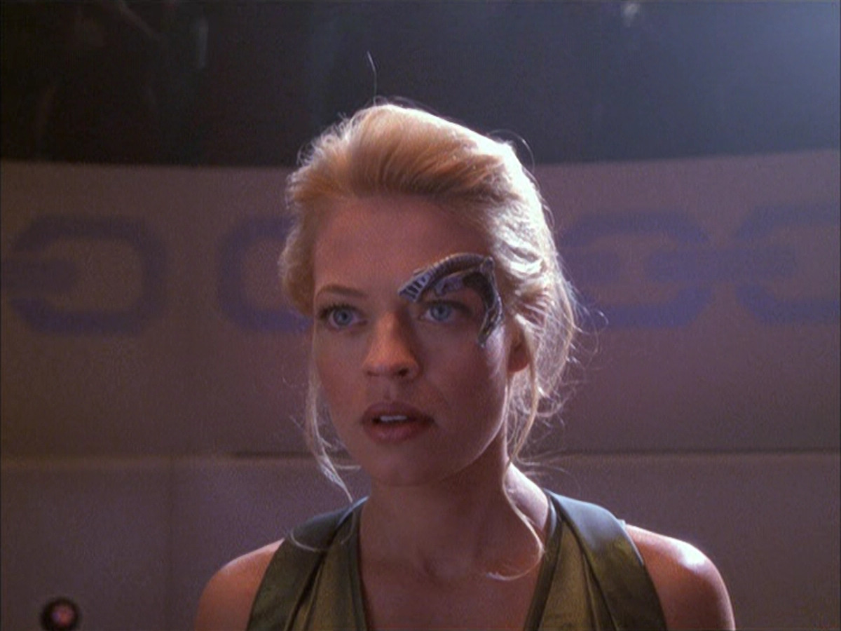 extant_StarTrek_VOY_6x15-Tsunkatse_02763.jpg