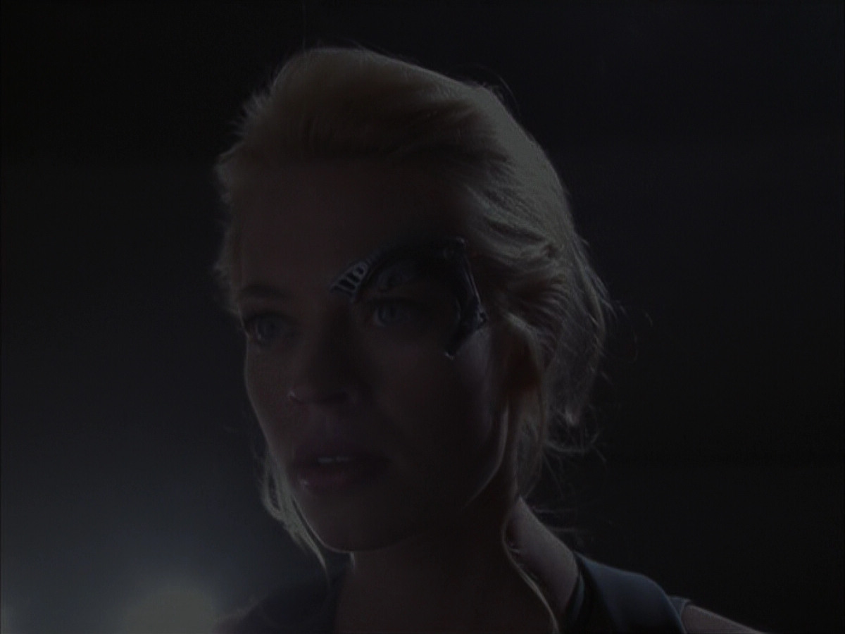 extant_StarTrek_VOY_6x15-Tsunkatse_02775.jpg