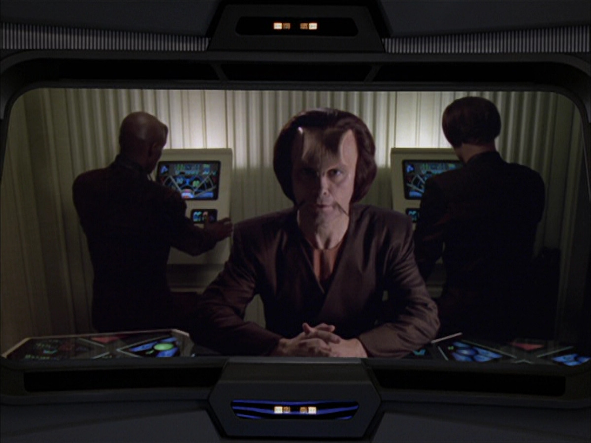 extant_StarTrek_VOY_6x15-Tsunkatse_02908.jpg