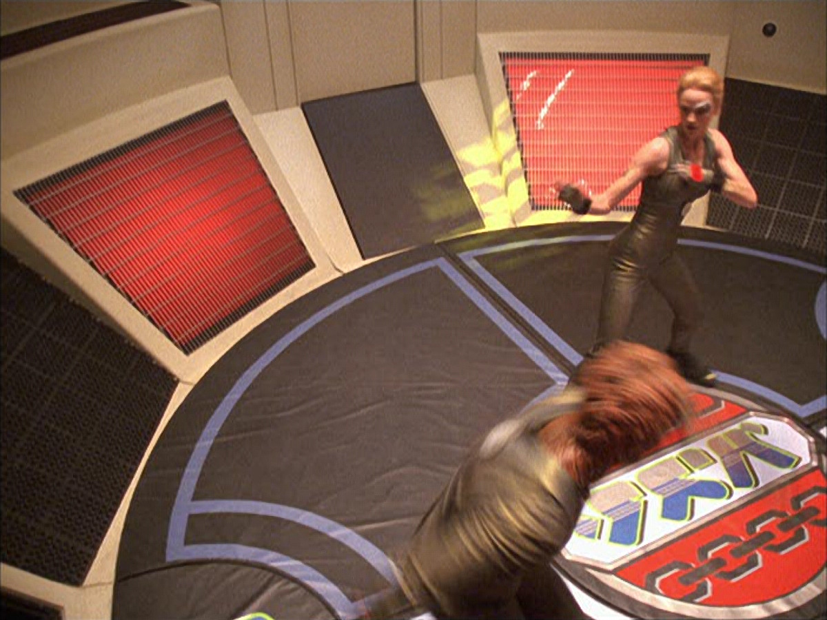 extant_StarTrek_VOY_6x15-Tsunkatse_02925.jpg