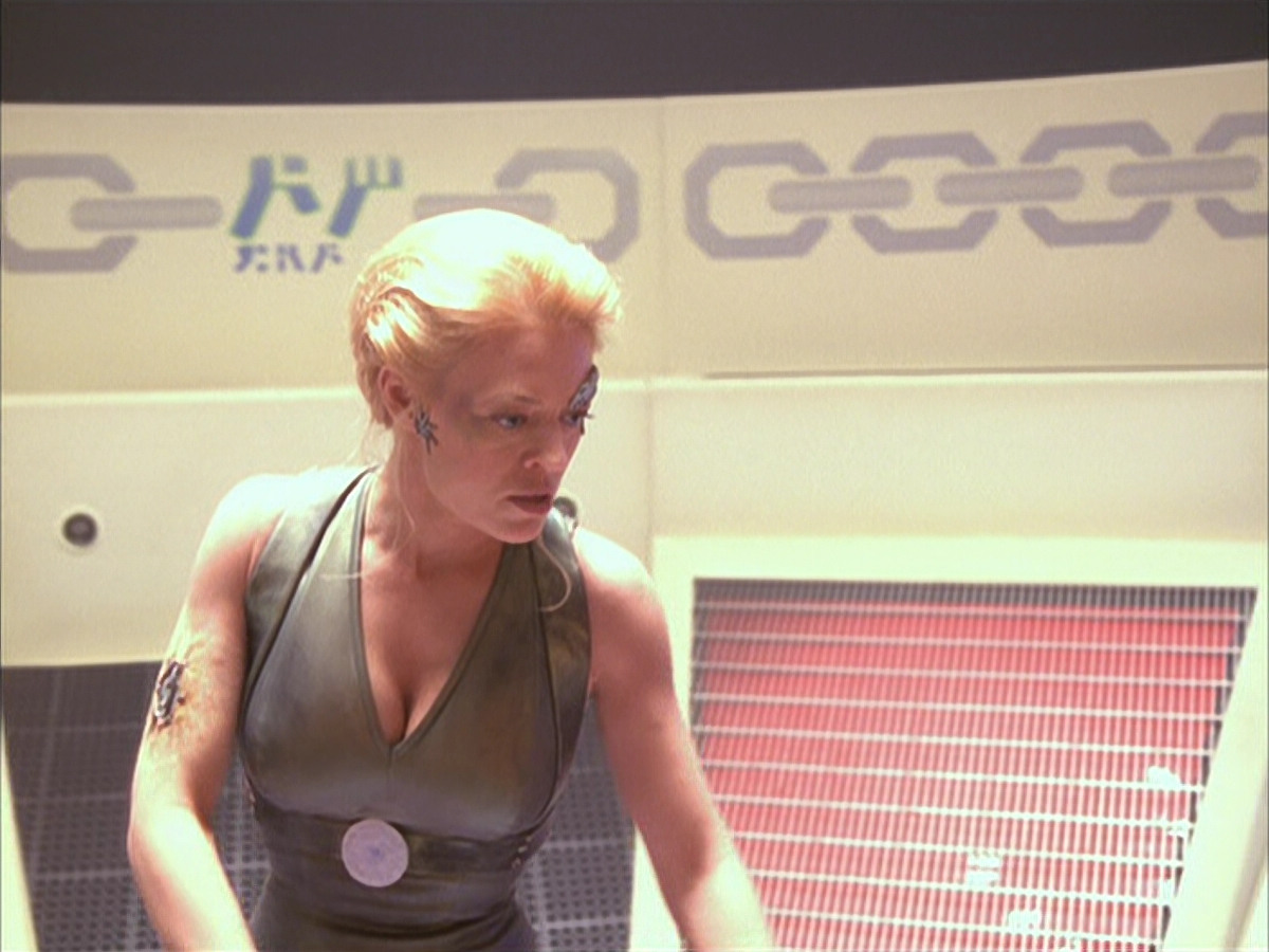 extant_StarTrek_VOY_6x15-Tsunkatse_02932.jpg