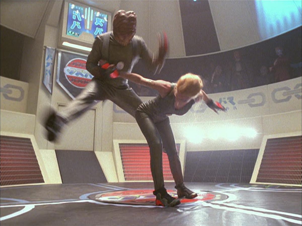 extant_StarTrek_VOY_6x15-Tsunkatse_02961.jpg