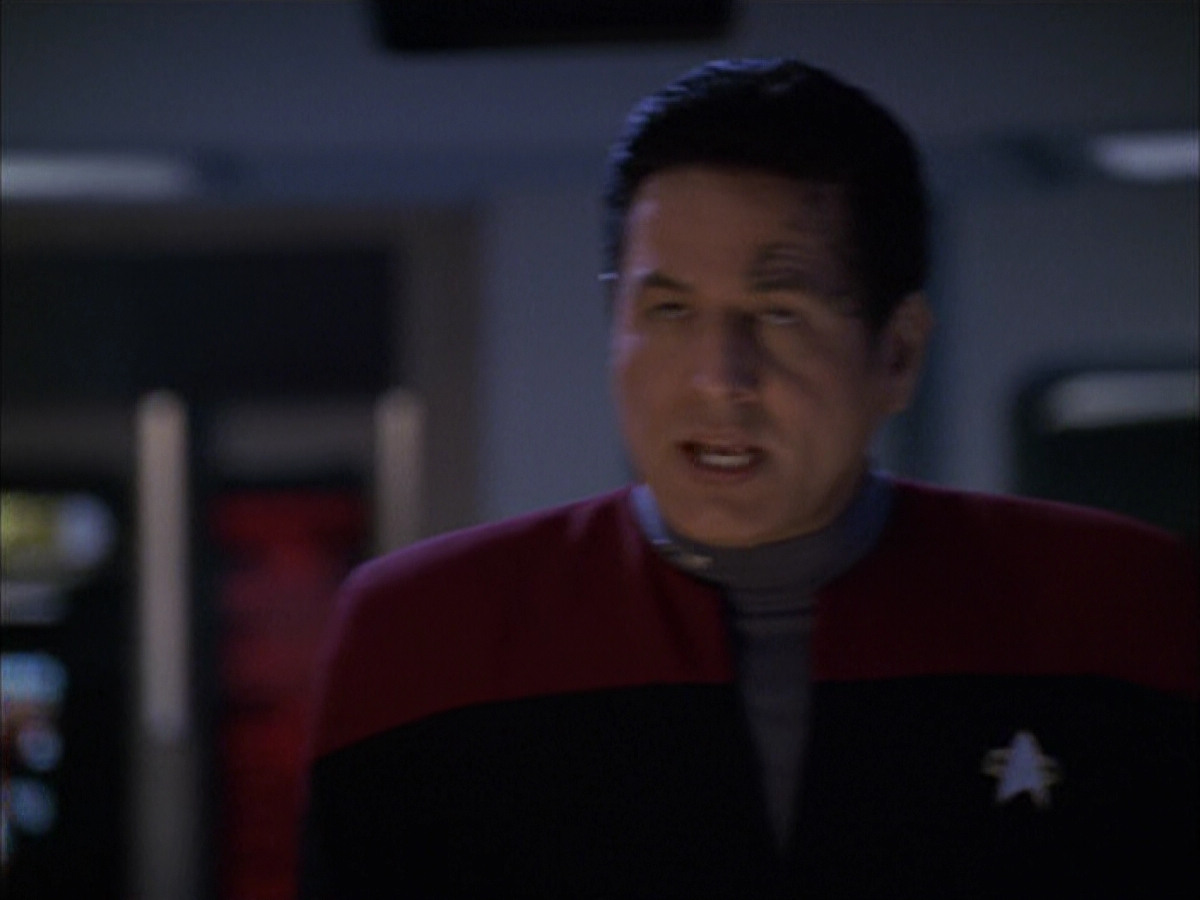 extant_StarTrek_VOY_6x15-Tsunkatse_03011.jpg