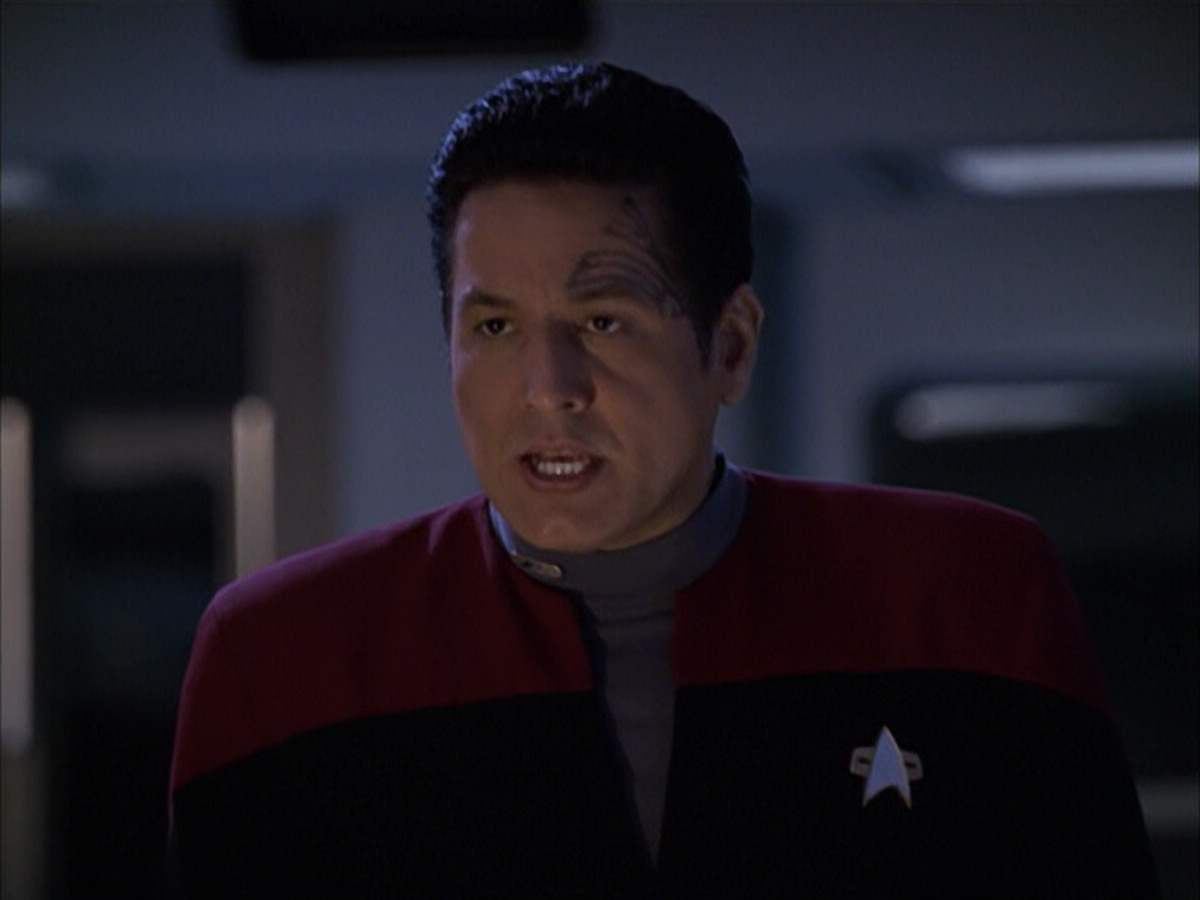 extant_StarTrek_VOY_6x15-Tsunkatse_03012.jpg