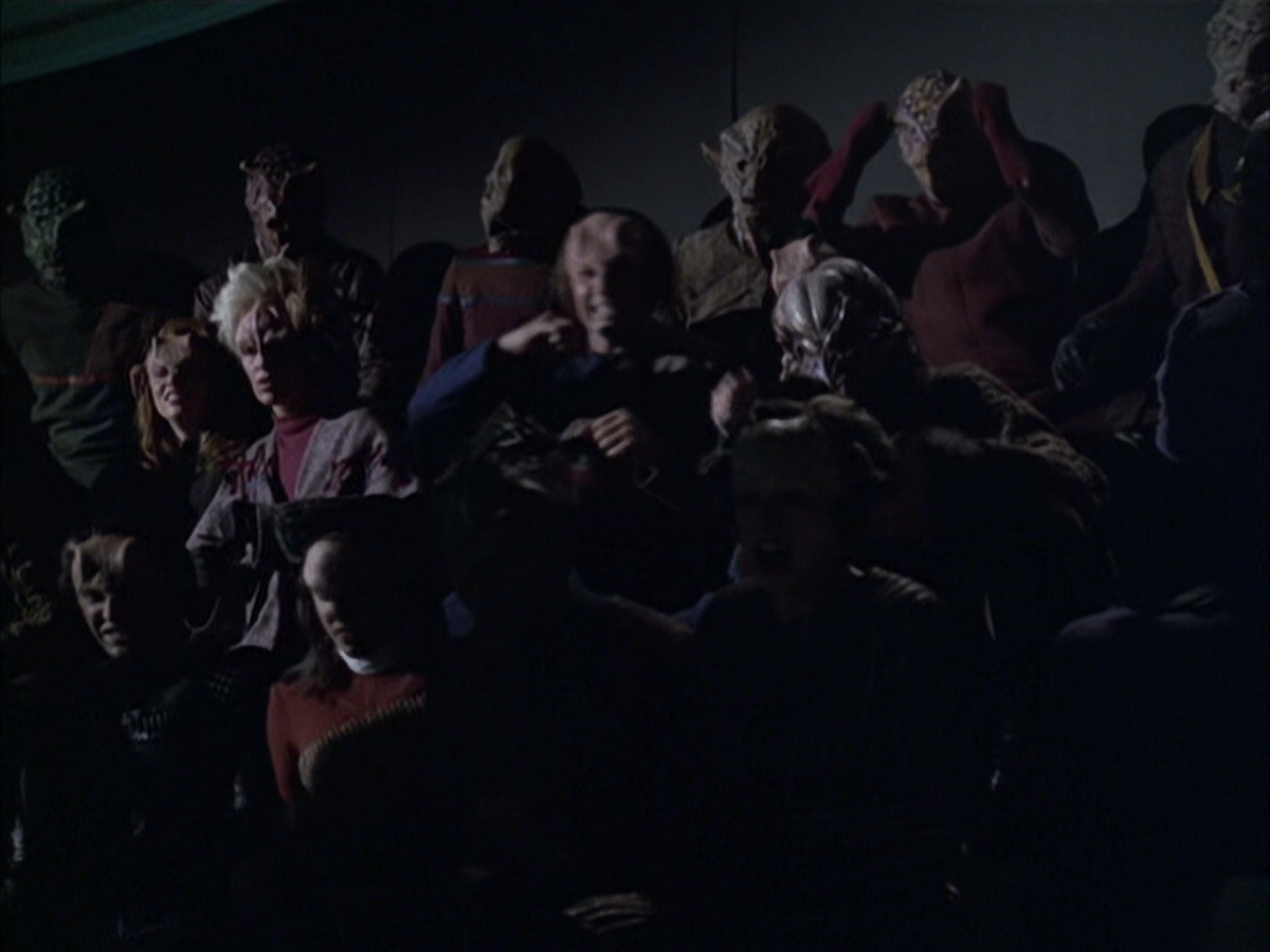 extant_StarTrek_VOY_6x15-Tsunkatse_03055.jpg