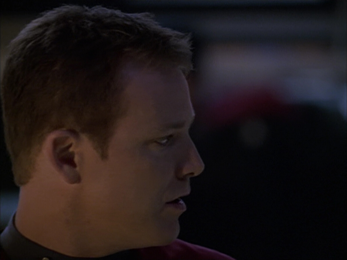 extant_StarTrek_VOY_6x15-Tsunkatse_03105.jpg