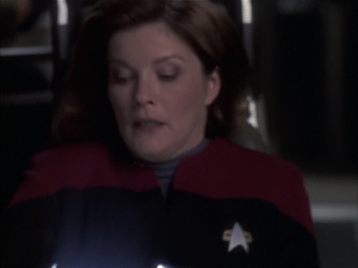 extant_StarTrek_VOY_6x15-Tsunkatse_03155.jpg