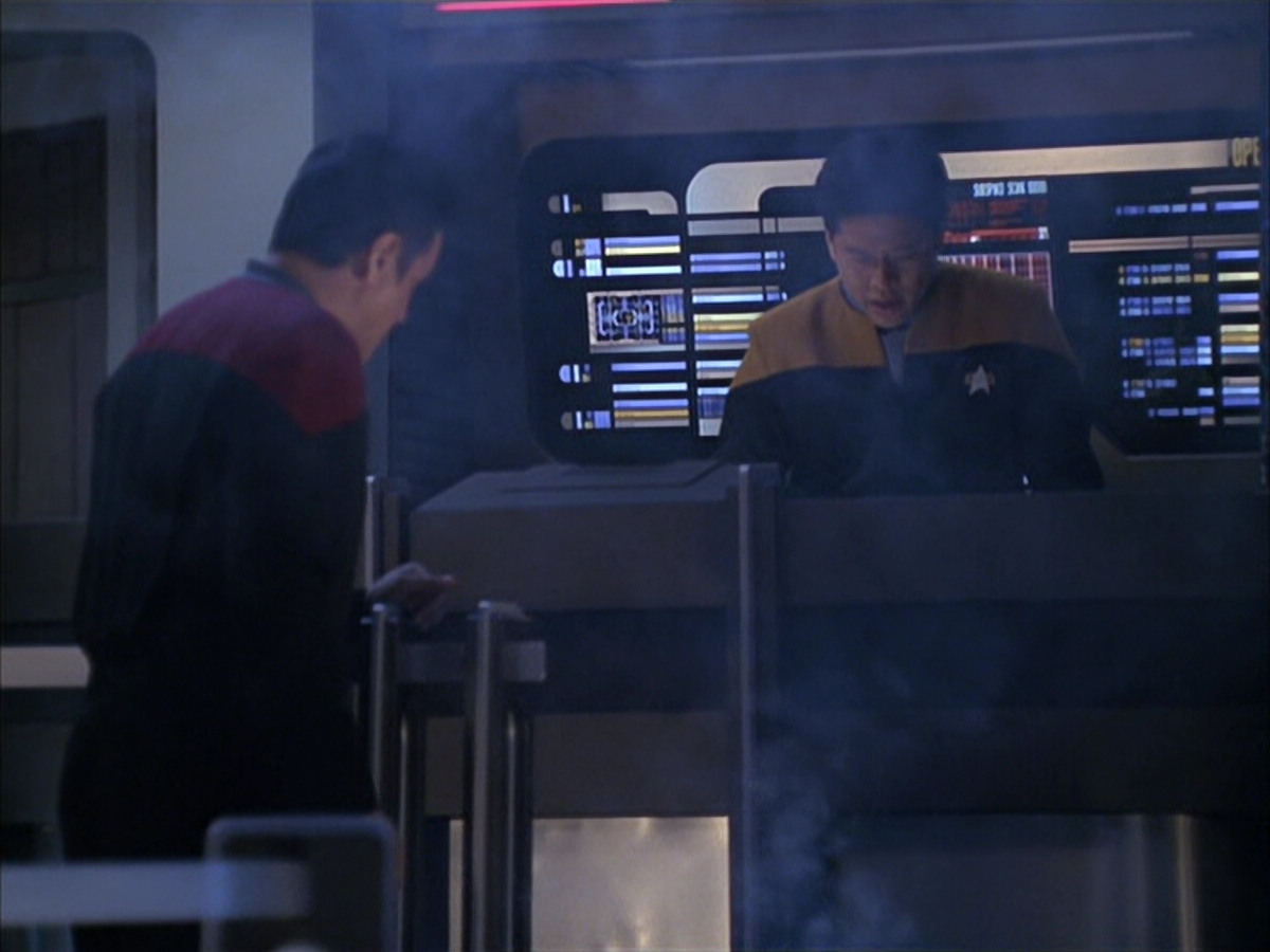 extant_StarTrek_VOY_6x15-Tsunkatse_03205.jpg