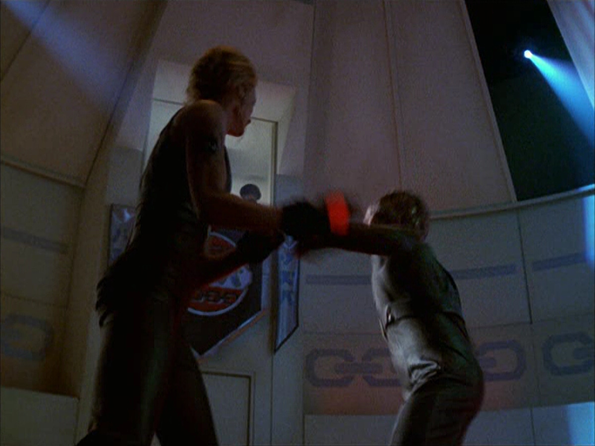 extant_StarTrek_VOY_6x15-Tsunkatse_03218.jpg