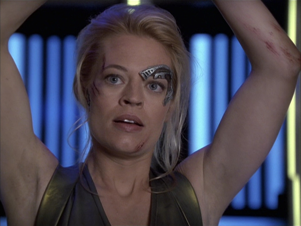 extant_StarTrek_VOY_6x15-Tsunkatse_03278.jpg