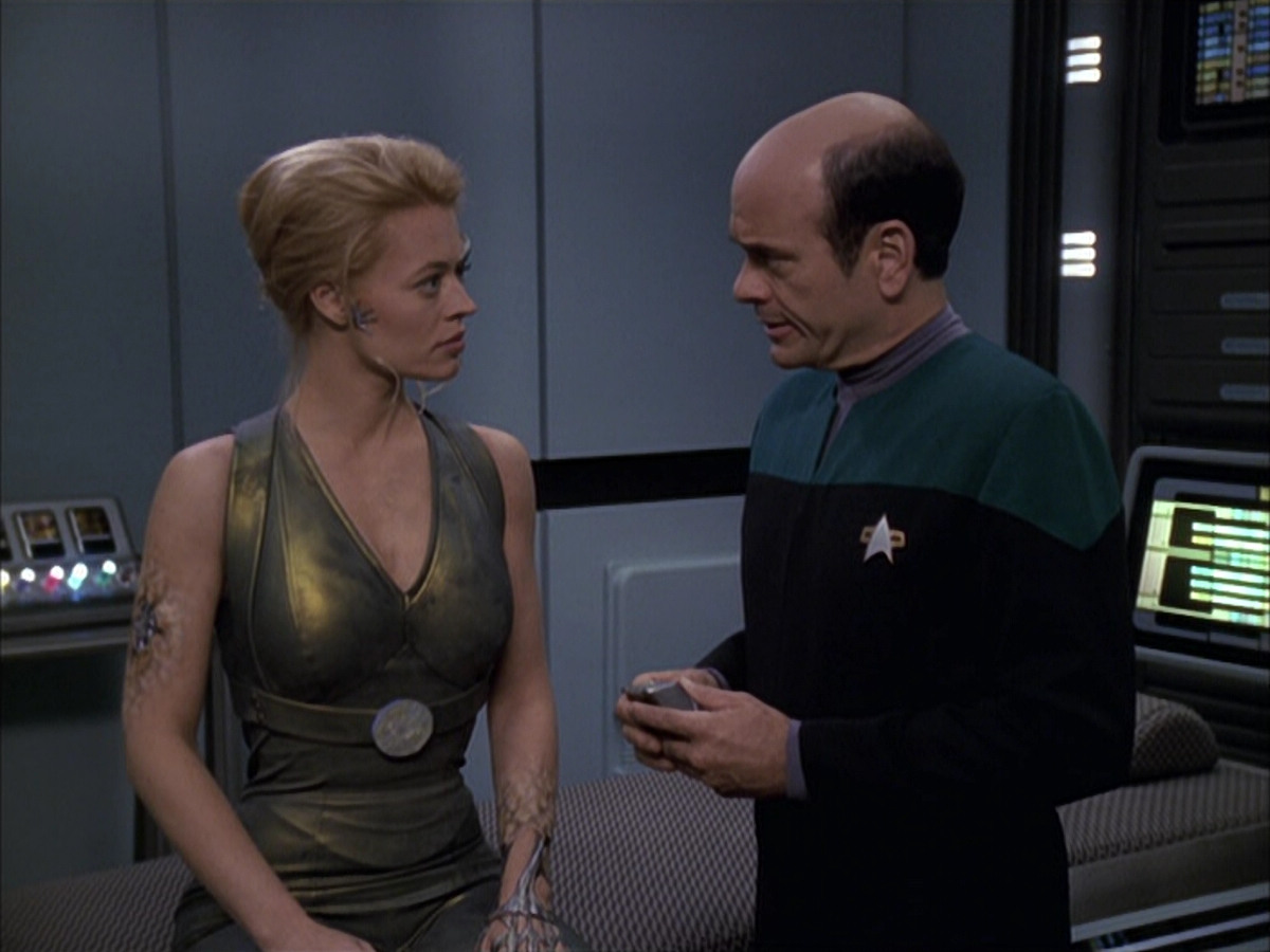 extant_StarTrek_VOY_6x15-Tsunkatse_03352.jpg