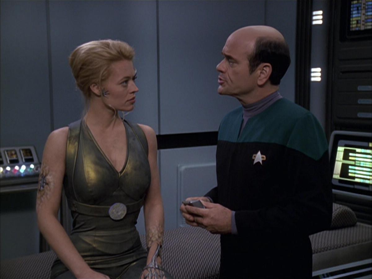 extant_StarTrek_VOY_6x15-Tsunkatse_03354.jpg
