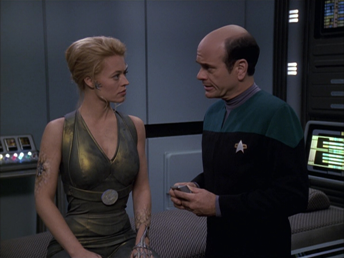 extant_StarTrek_VOY_6x15-Tsunkatse_03357.jpg