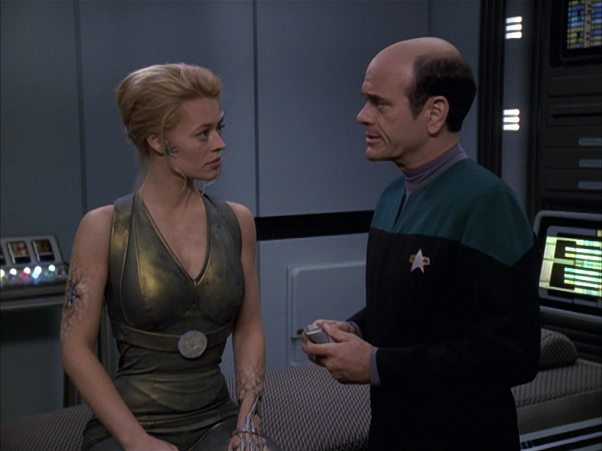 extant_StarTrek_VOY_6x15-Tsunkatse_03363.jpg